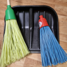 Метла и лопаты - Экструзия и литье полимеров.