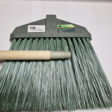 Черенок с резьбой для щетки "Гардена" - Экструзия и литье полимеров.