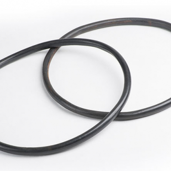 Кольцо предохранительное для баллона 40 л., сечением 10 мм - Экструзия и литье полимеров.